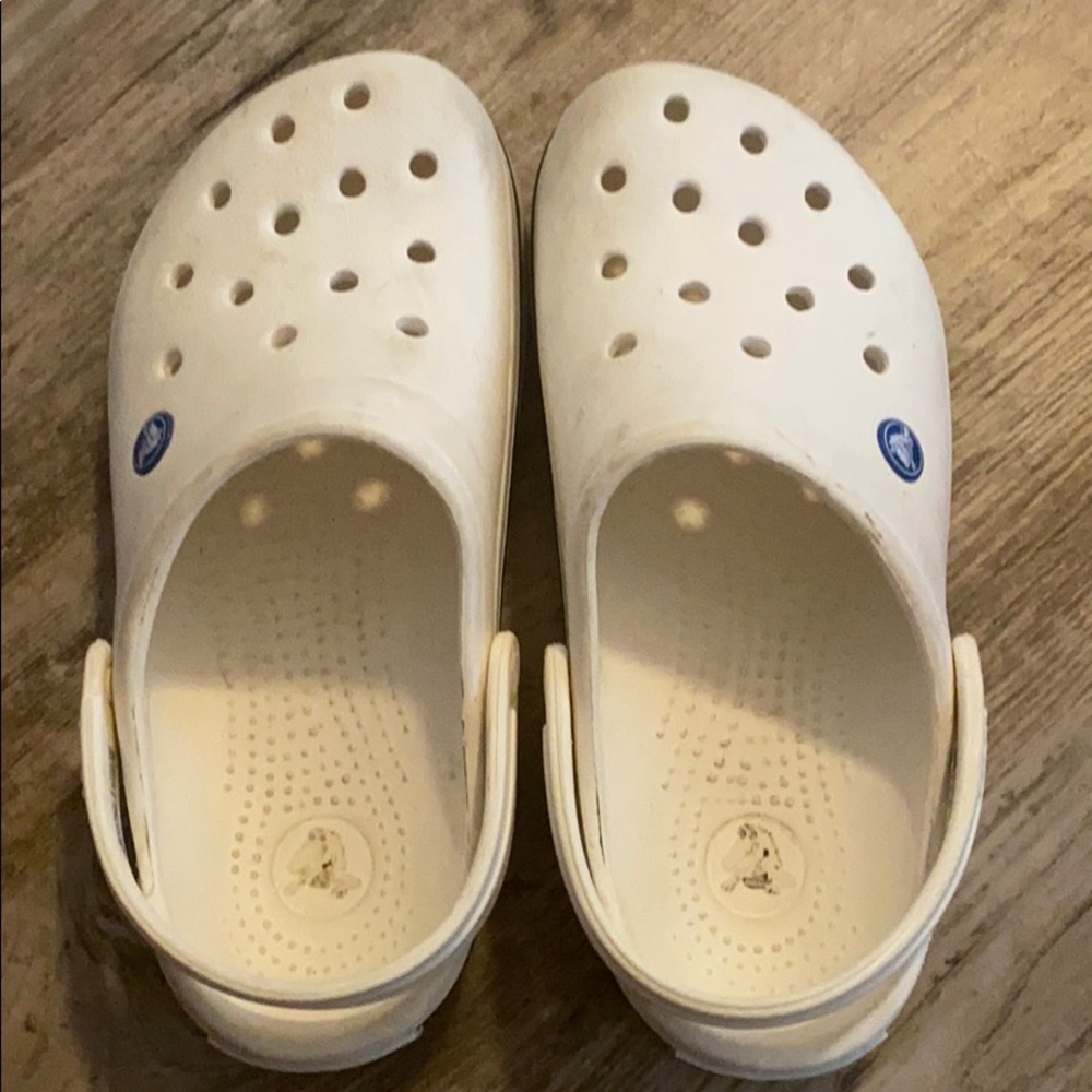 White crocs!